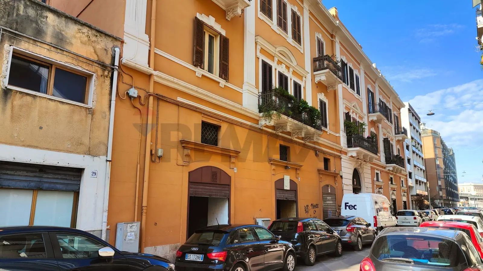 Negozio in Vendita a Bari