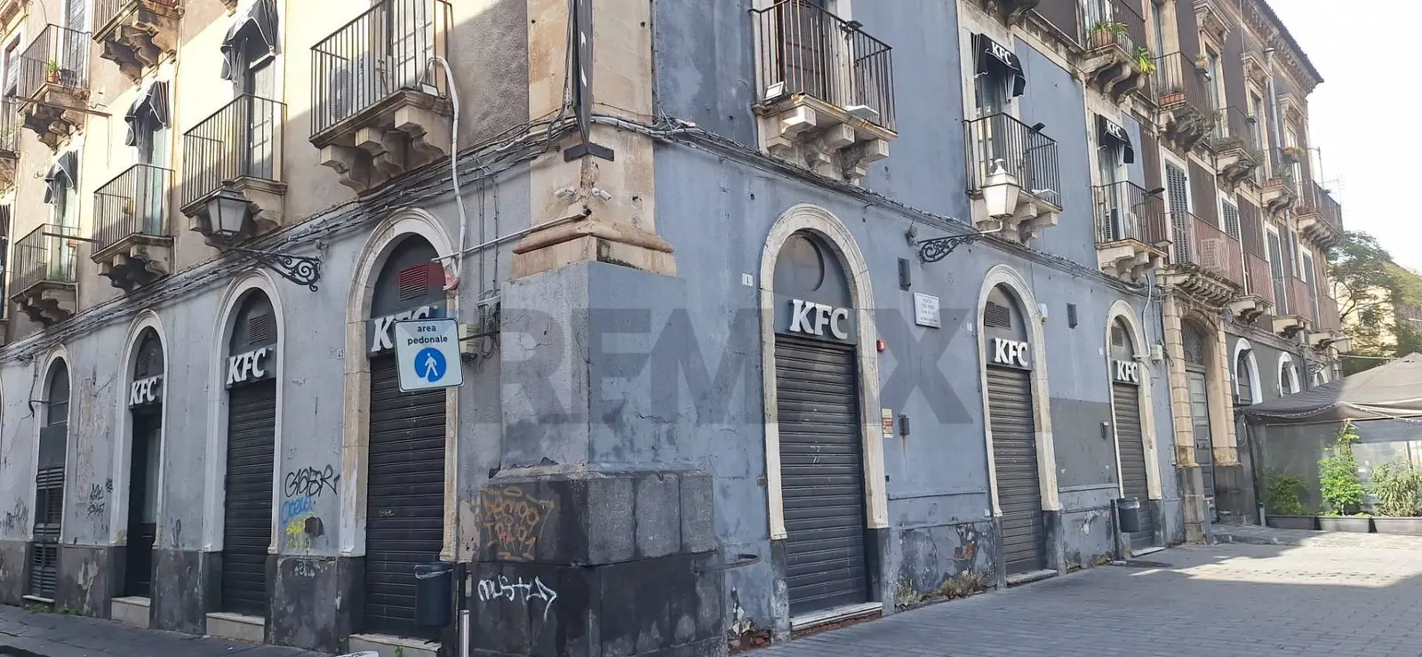 Locale Commerciale in Affitto a Catania