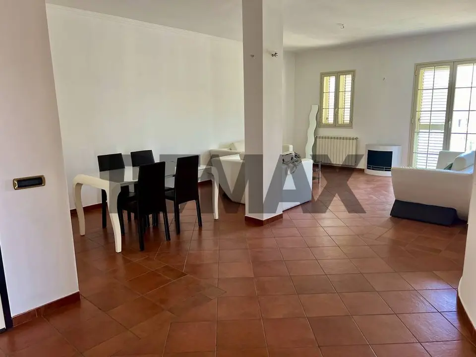 Appartamento in Affitto a Gela