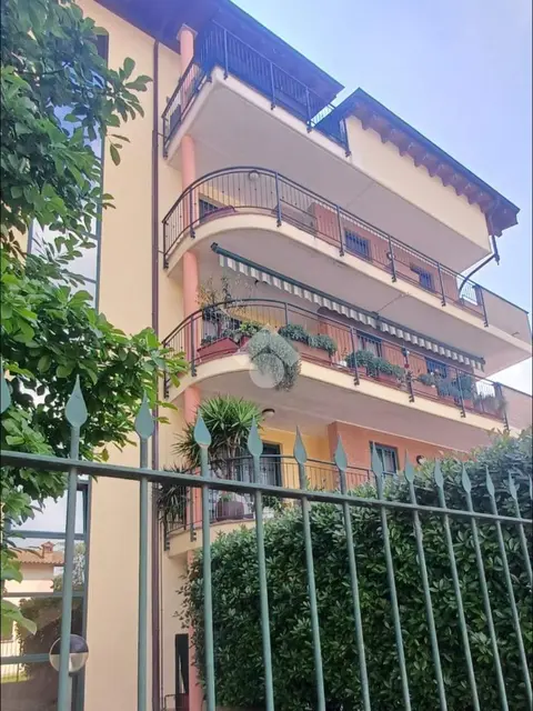 Trilocale in vendita a Cesano Boscone