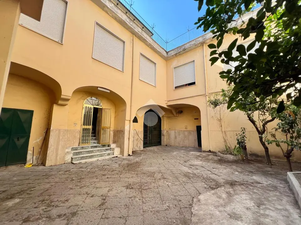 3 bedroom House for sale in Melito Di Napoli