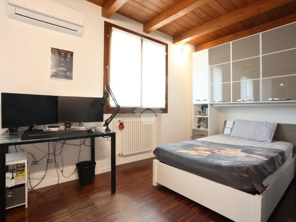 Casa semindipendente in vendita a Bologna