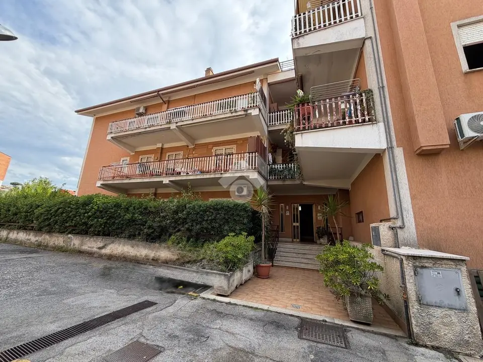 5 locali in vendita a Lanuvio