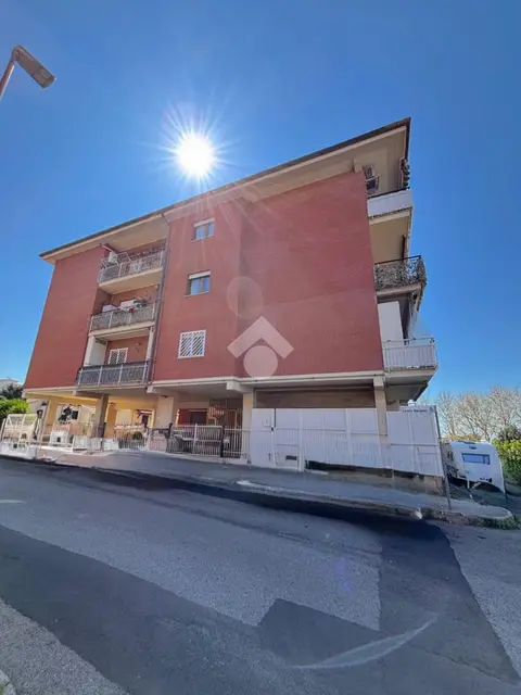 Trilocale in vendita a Genzano Di Roma