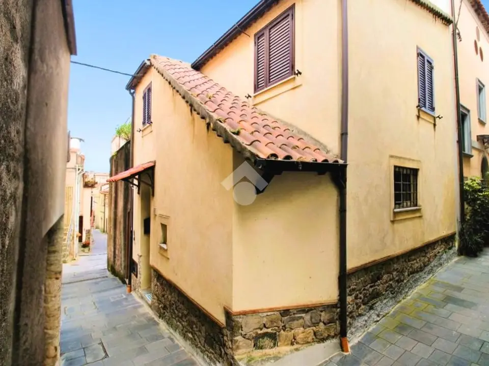 Quadrilocale in vendita a Torraca