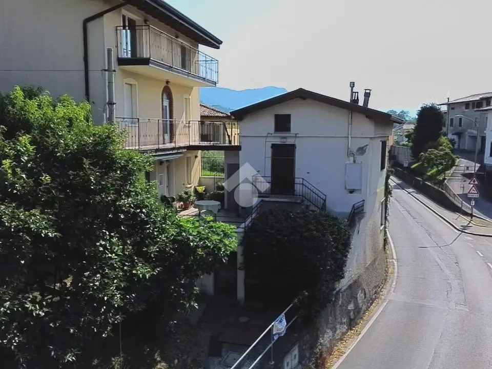 Casa semindipendente in vendita a Gandosso