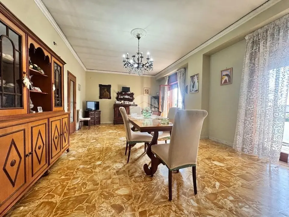 Quadrilocale in vendita a Giugliano In Campania
