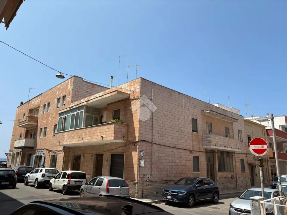 5 locali in vendita a Gallipoli
