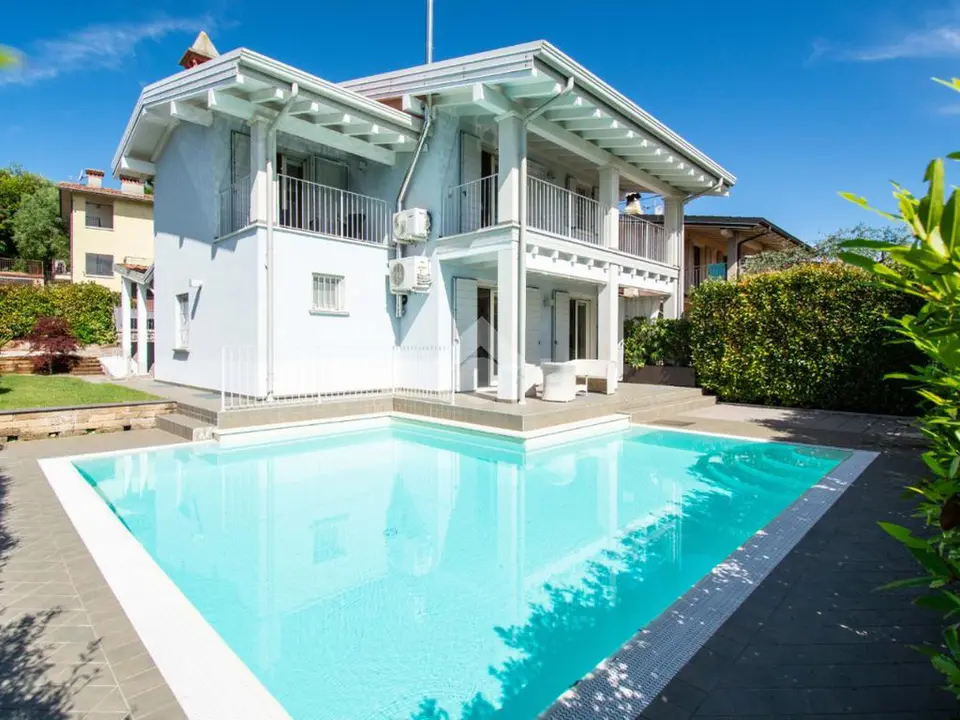 Villa singola in vendita a Polpenazze Del Garda