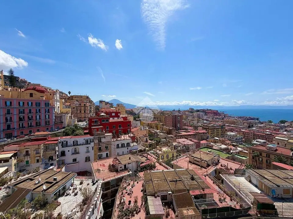 Trilocale in vendita a Napoli