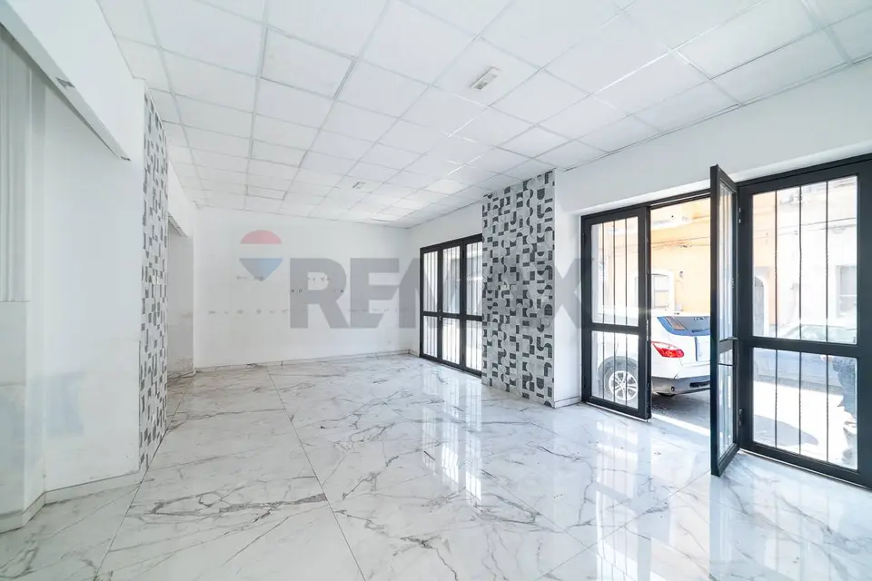 Locale Commerciale in Affitto a Catania