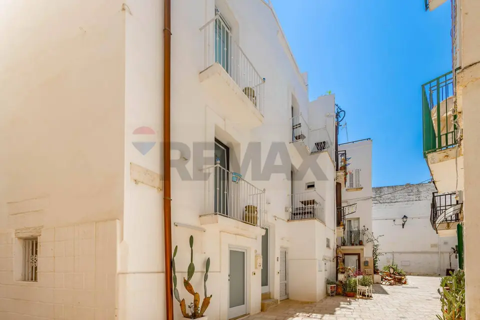 Casa Indipendente in Vendita a Polignano a Mare