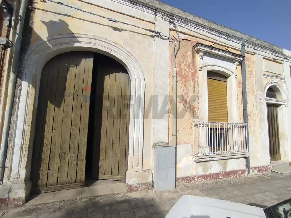 Casa Indipendente in Vendita a Canicattini Bagni