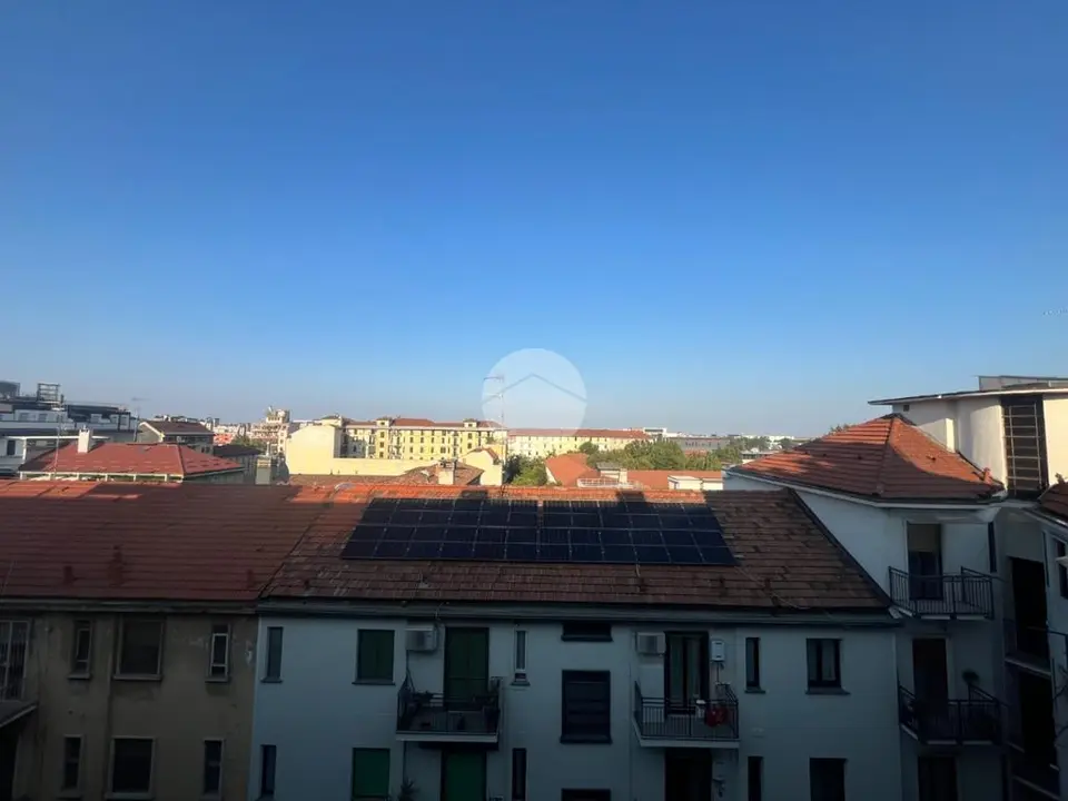 Quadrilocale in affitto a Milano