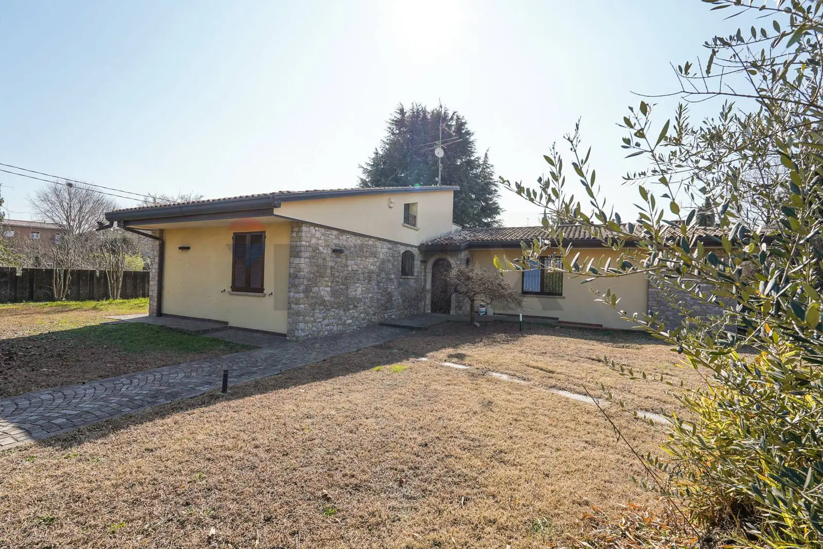 Villa singola in Vendita a Bonate Sotto
