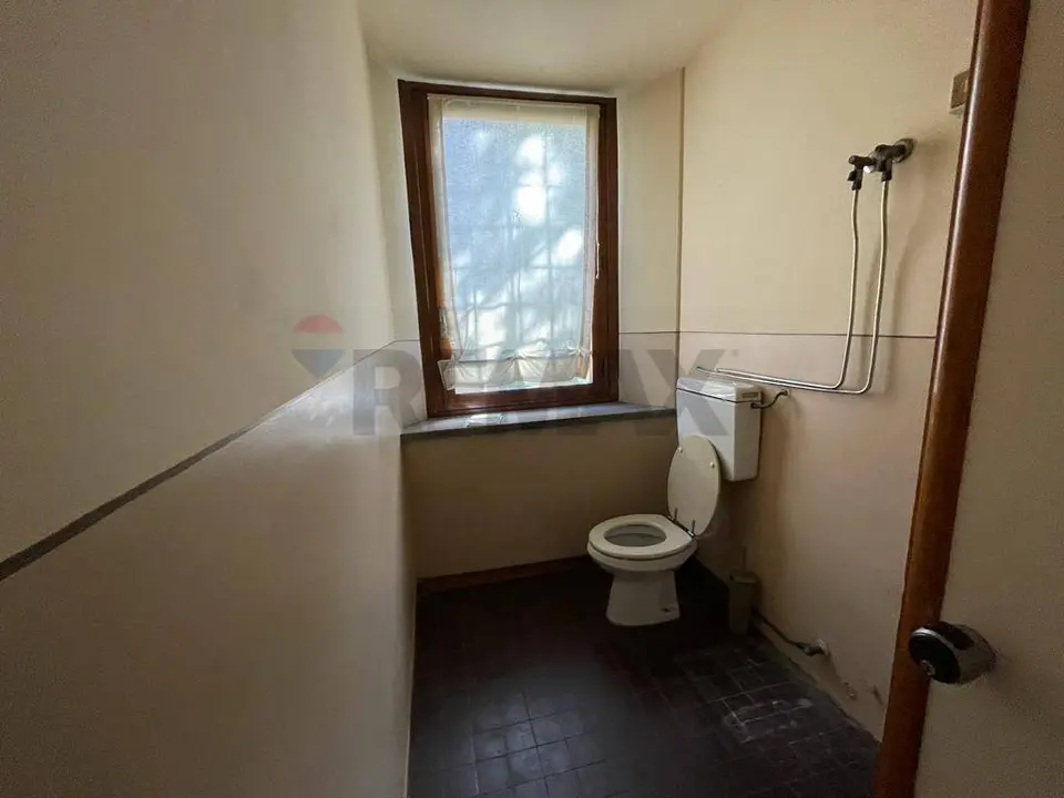 Attività  Commerciale in Vendita a Bagni di Lucca