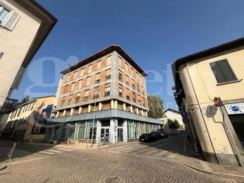 Appartamento in Via Solferino  3, Meda (MB)
