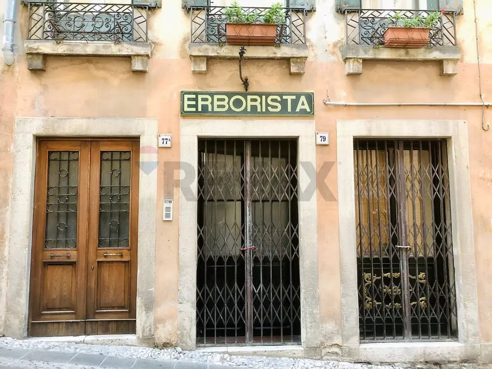 Locale Commerciale in Vendita a Vittorio Veneto