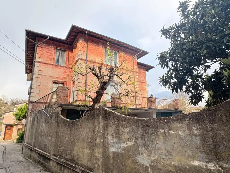 Quadrilocale in vendita a Perugia
