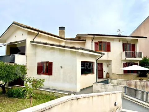 Villa in VIA SIMONE CATALANO 8, Valderice (TP)