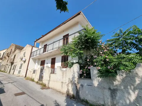 Villa in Via del Mandorlo, Milazzo (ME)