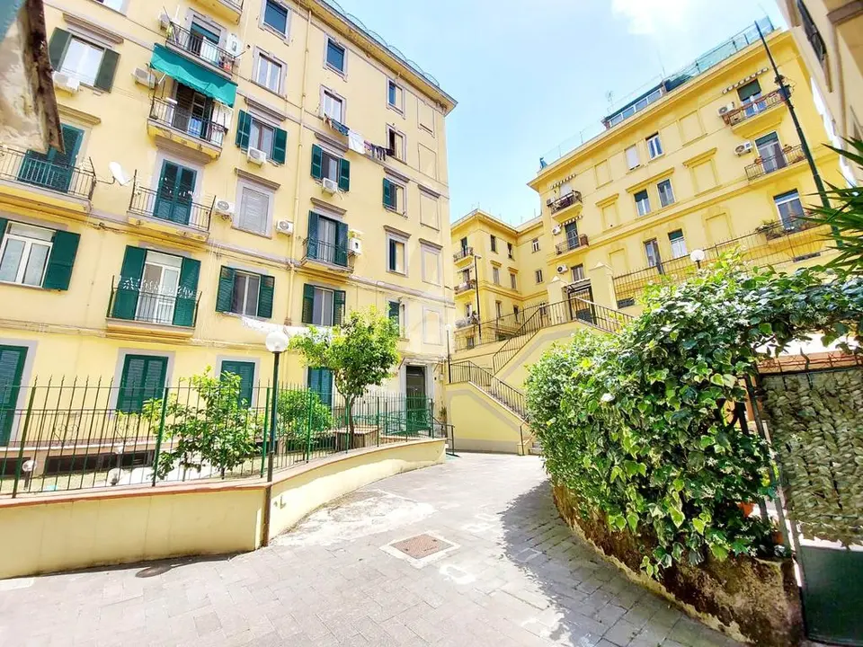 Trilocale in vendita a Napoli