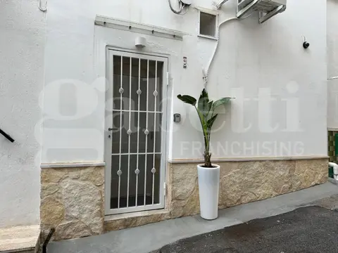 Casa Indipendente in Via Giuditta Tavani Arquati 10, Ostuni (BR)
