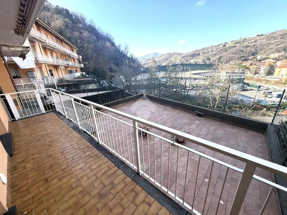 Trilocale in vendita a Serra Riccò