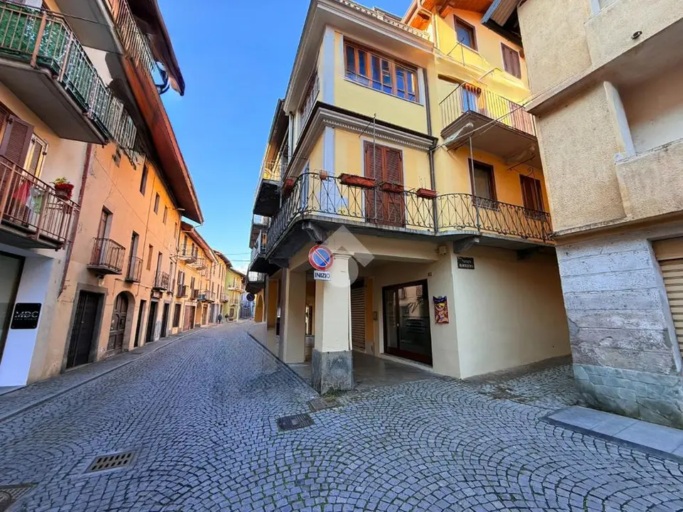 5 locali in vendita a Castellamonte