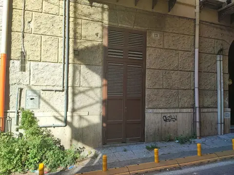 Magazzino in Via Gaetano Abela 25, Palermo (PA)