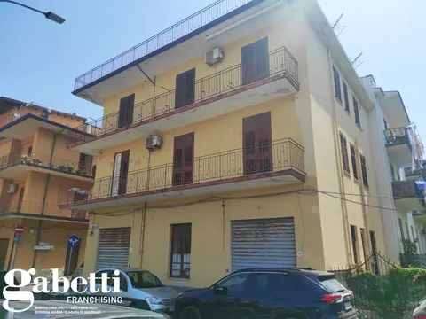 Appartamento in Via G. N. Gatto  51, Gioiosa Marea (ME)