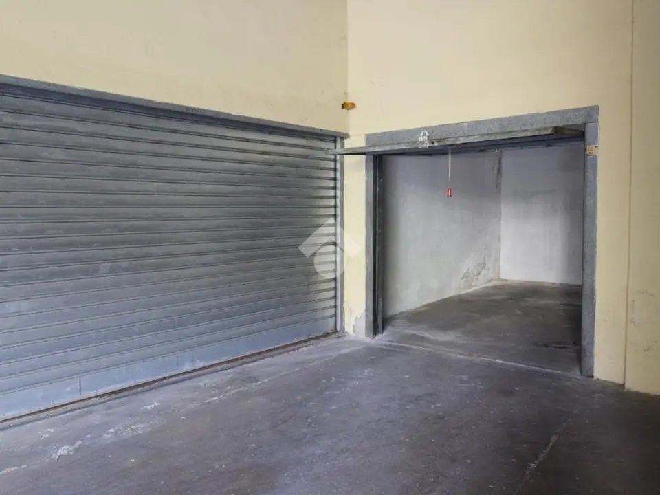 Box / posti auto in affitto a Torino