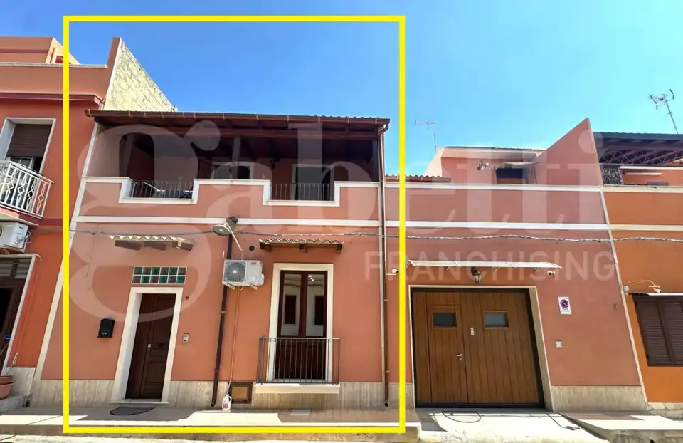 Casa Indipendente in VIA SEMPIONE  11, Avola (SR)