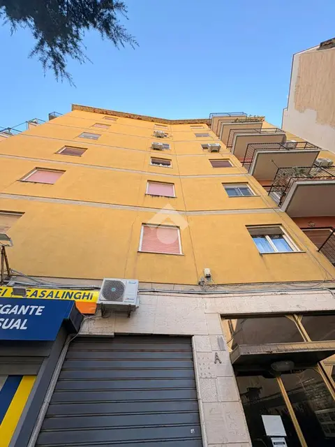 Quadrilocale in affitto a Palermo