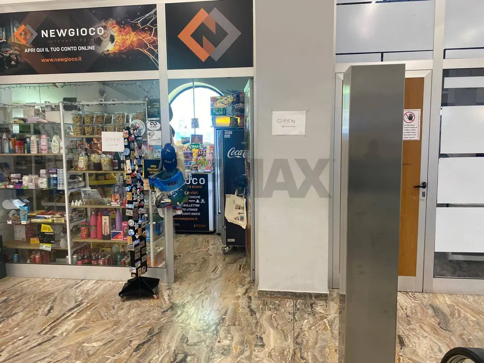 Attività  Commerciale in Vendita a Bari