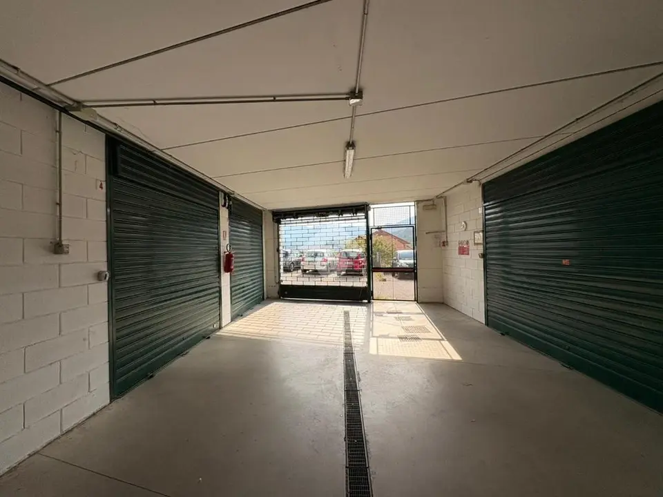 Box / posti auto in vendita a Sant'Olcese