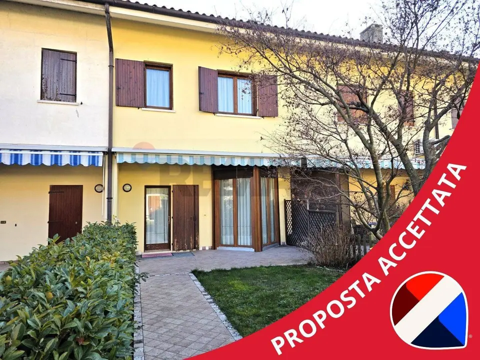 Porzione di casa in Vendita a Valdobbiadene