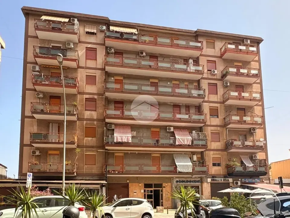 Trilocale in affitto a Palermo