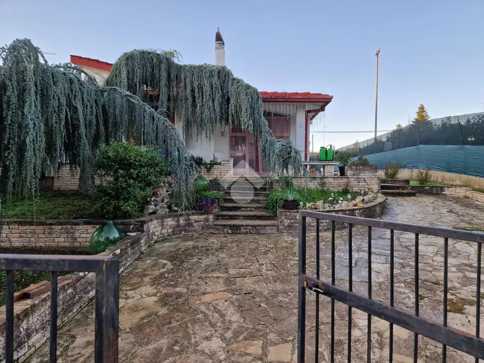 Villa a schiera d'angolo in vendita a Cassano Delle Murge
