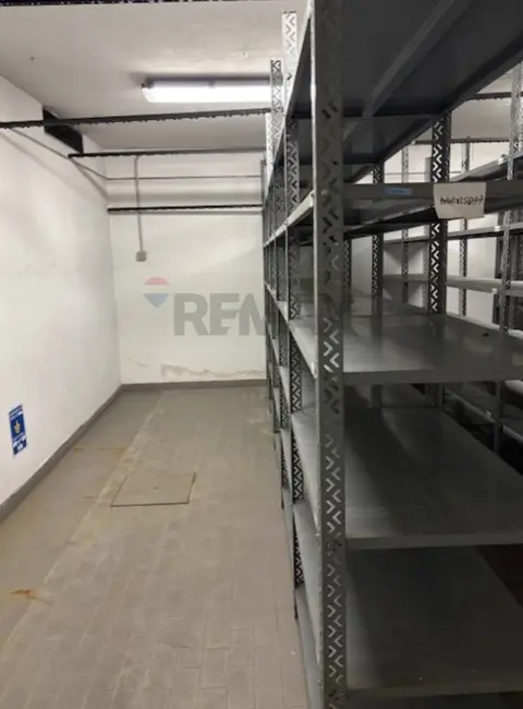 Magazzino in Affitto a Milano