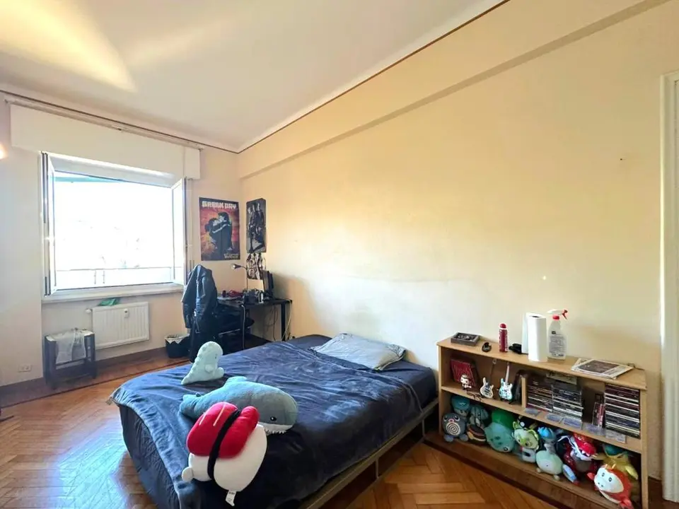 5 locali in vendita a Genova