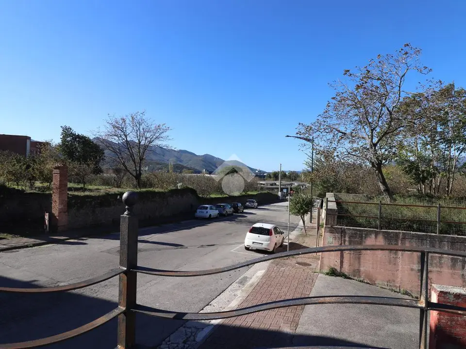 Garage for sale in Fisciano