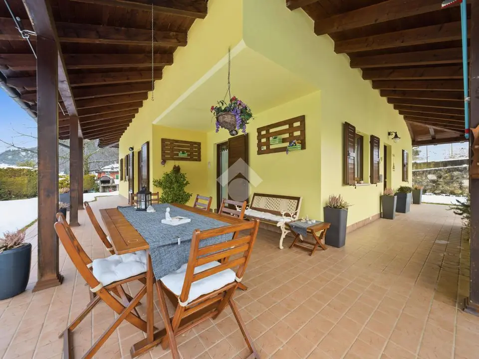 Villa singola in vendita a Vallarsa