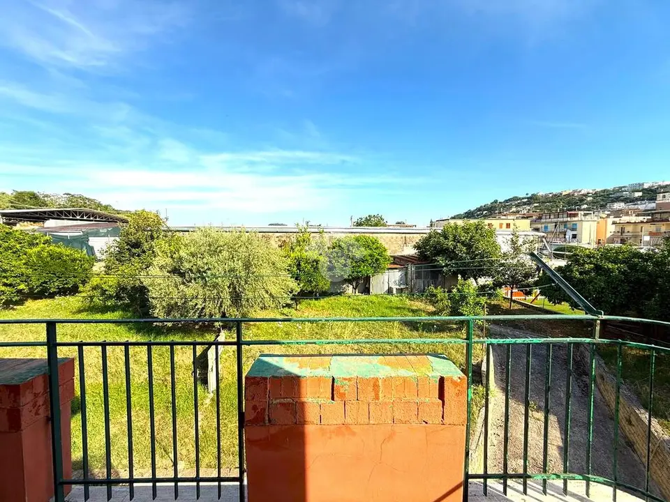 Quadrilocale in vendita a Bacoli