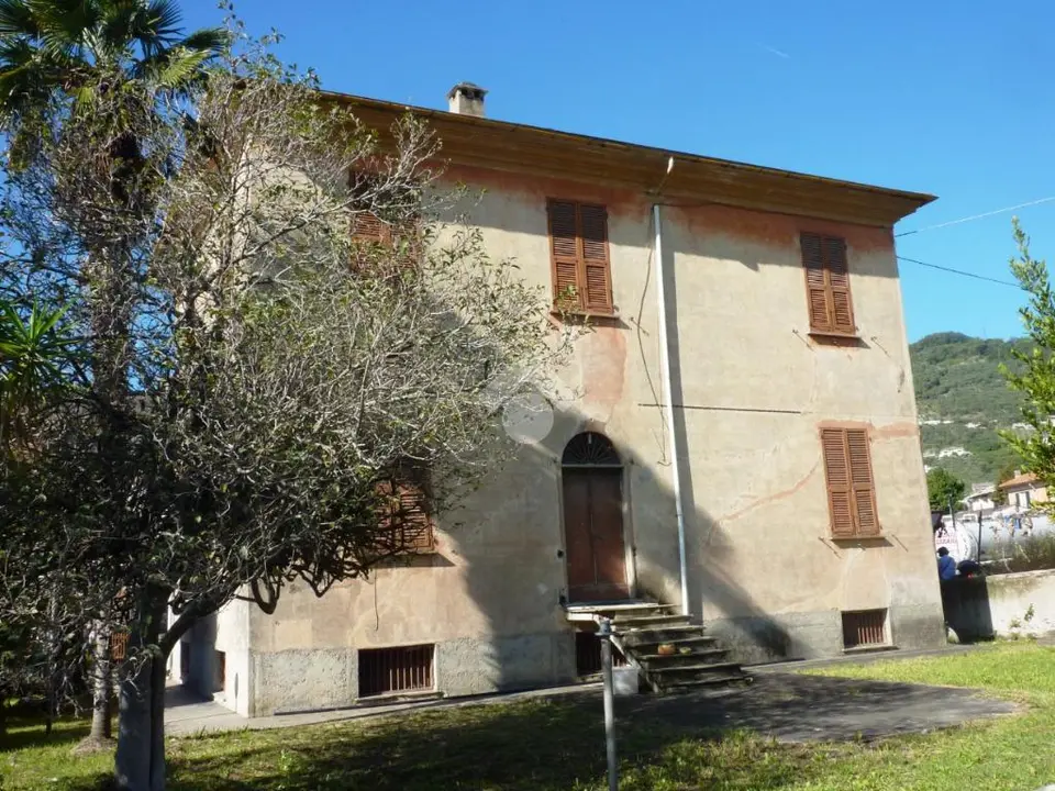 Villa singola in vendita a Cogorno