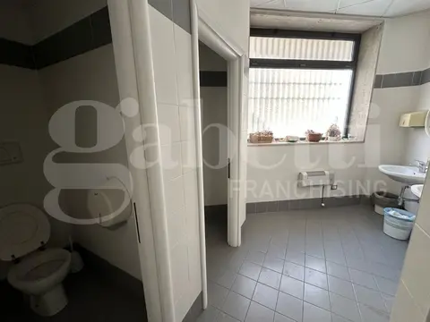 Negozio in Corso Vittorio Emanuele 302, Cagliari (CA)