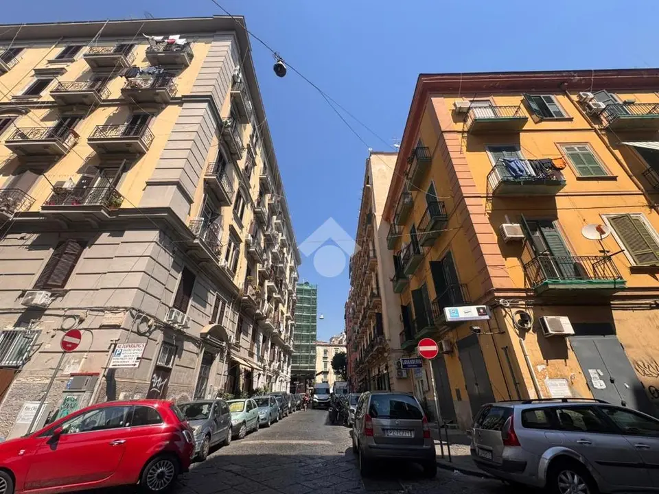 Bilocale in vendita a Napoli