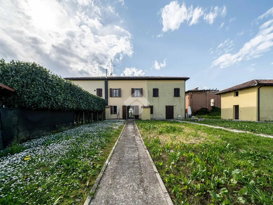 Villa a schiera centrale in vendita a Baricella