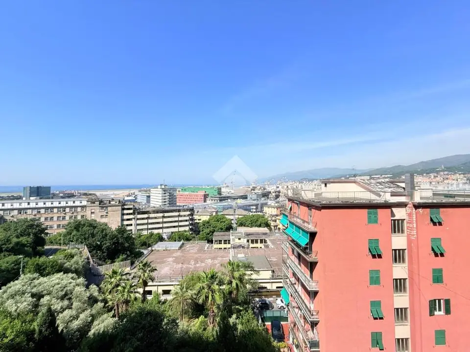 5 locali in vendita a Genova
