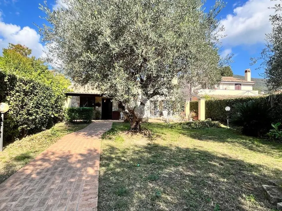 Villa singola in vendita a Trevignano Romano